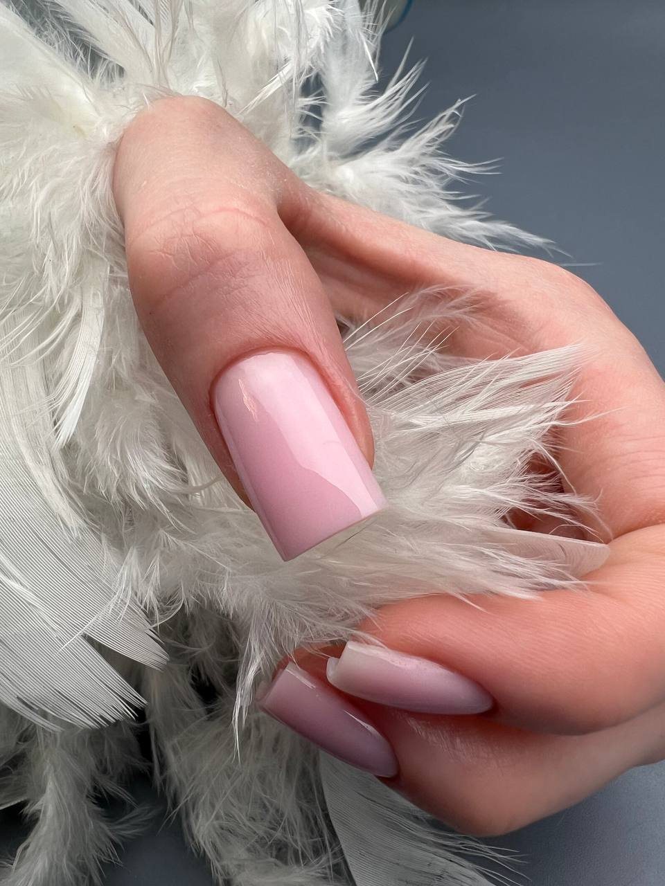 Baby pink омбре, длинные ногти